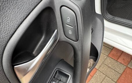 Volkswagen Polo VI (EU Market), 2018 год, 1 100 000 рублей, 9 фотография