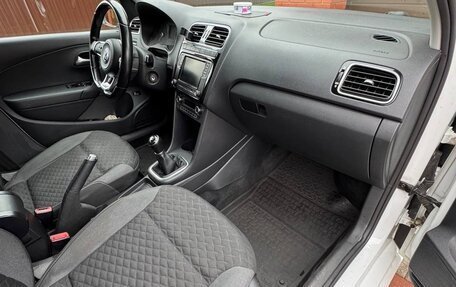 Volkswagen Polo VI (EU Market), 2018 год, 1 100 000 рублей, 14 фотография