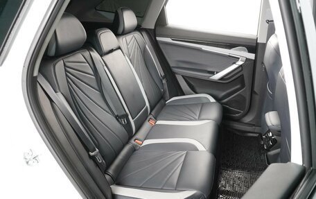 Geely Atlas, 2024 год, 2 999 000 рублей, 7 фотография