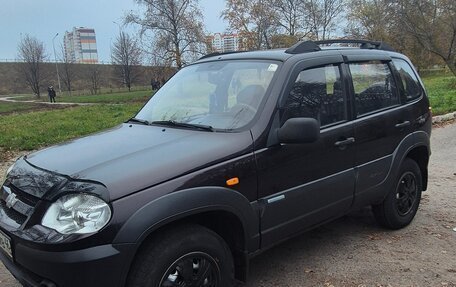 Chevrolet Niva I рестайлинг, 2010 год, 495 000 рублей, 5 фотография
