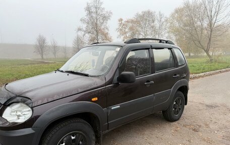 Chevrolet Niva I рестайлинг, 2010 год, 495 000 рублей, 13 фотография