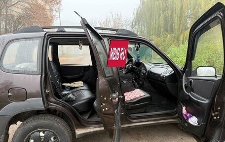 Chevrolet Niva I рестайлинг, 2010 год, 495 000 рублей, 11 фотография