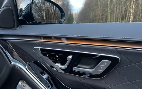 Mercedes-Benz S-Класс, 2021 год, 13 000 000 рублей, 16 фотография