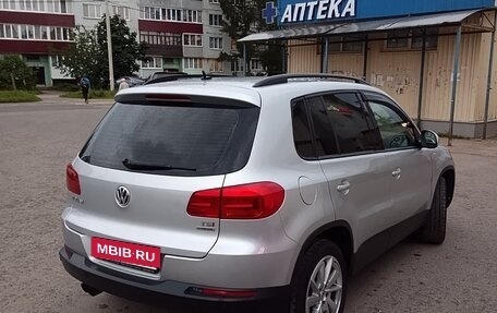 Volkswagen Tiguan I, 2011 год, 865 000 рублей, 3 фотография
