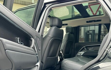 Land Rover Range Rover IV рестайлинг, 2022 год, 13 200 000 рублей, 13 фотография