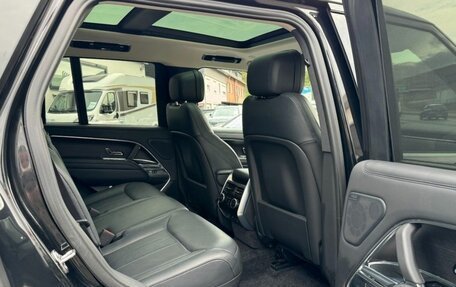 Land Rover Range Rover IV рестайлинг, 2022 год, 13 200 000 рублей, 15 фотография