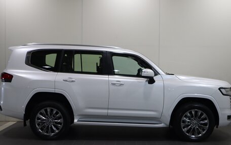 Toyota Land Cruiser, 2025 год, 16 500 000 рублей, 4 фотография