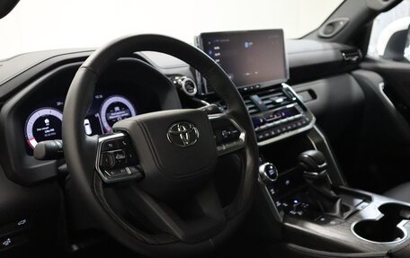 Toyota Land Cruiser, 2025 год, 16 500 000 рублей, 16 фотография