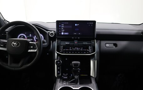 Toyota Land Cruiser, 2025 год, 16 500 000 рублей, 13 фотография