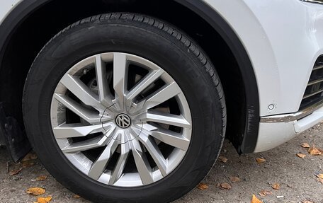 Volkswagen Touareg III, 2019 год, 4 400 000 рублей, 15 фотография