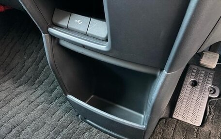 Honda Stepwgn IV, 2022 год, 2 100 000 рублей, 18 фотография