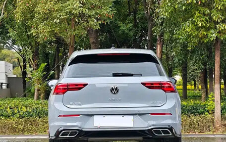 Volkswagen Golf VIII, 2023 год, 2 400 069 рублей, 6 фотография
