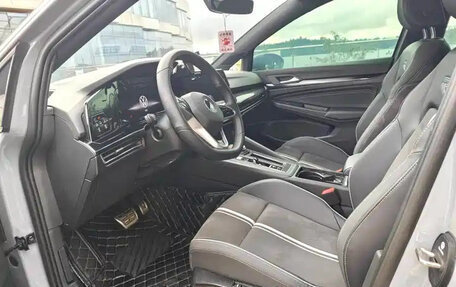 Volkswagen Golf VIII, 2023 год, 2 400 069 рублей, 14 фотография