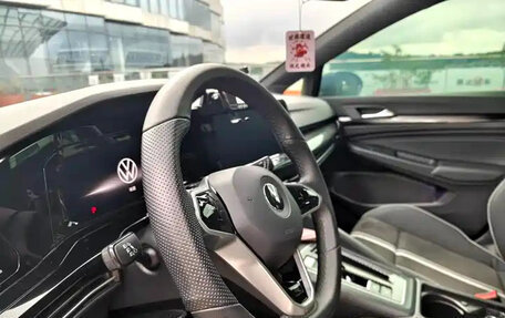 Volkswagen Golf VIII, 2023 год, 2 400 069 рублей, 15 фотография