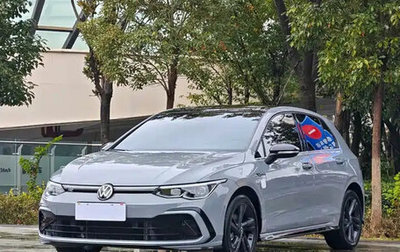 Volkswagen Golf VIII, 2023 год, 2 400 069 рублей, 1 фотография