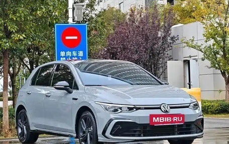 Volkswagen Golf VIII, 2023 год, 2 400 069 рублей, 4 фотография