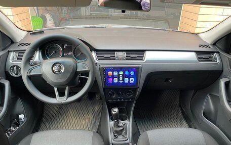 Skoda Rapid I, 2018 год, 800 000 рублей, 8 фотография