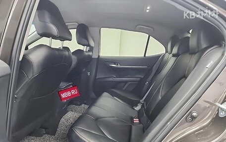 Toyota Camry, 2020 год, 2 700 000 рублей, 11 фотография