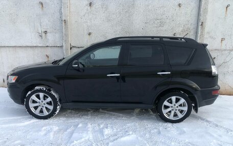Mitsubishi Outlander III рестайлинг 3, 2011 год, 1 100 000 рублей, 8 фотография