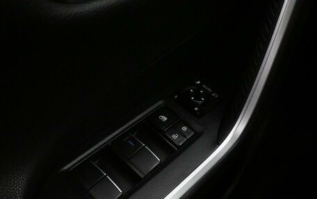 Toyota RAV4, 2022 год, 4 150 000 рублей, 18 фотография