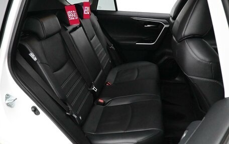 Toyota RAV4, 2022 год, 4 150 000 рублей, 12 фотография