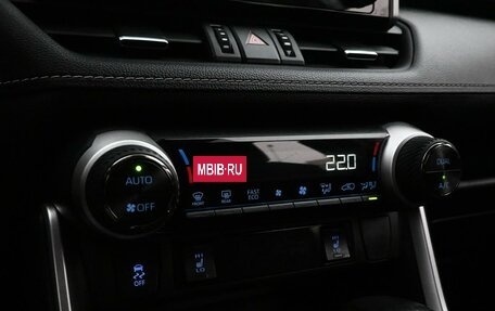 Toyota RAV4, 2022 год, 4 150 000 рублей, 28 фотография