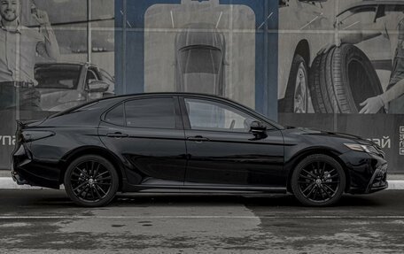 Toyota Camry, 2021 год, 3 199 000 рублей, 5 фотография