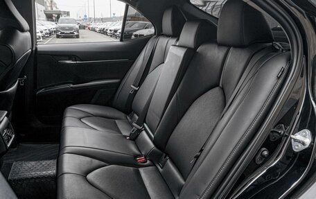 Toyota Camry, 2021 год, 3 199 000 рублей, 9 фотография