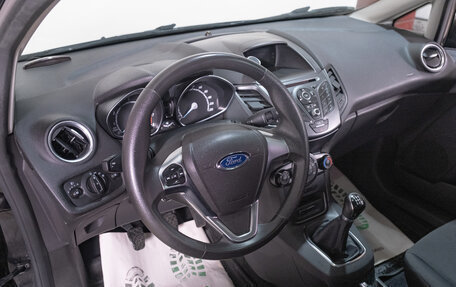 Ford Fiesta, 2015 год, 849 000 рублей, 8 фотография