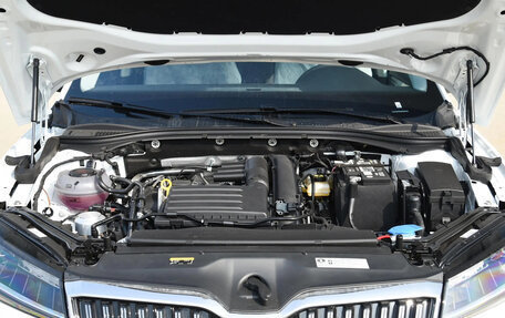 Skoda Superb III рестайлинг, 2025 год, 2 370 445 рублей, 7 фотография