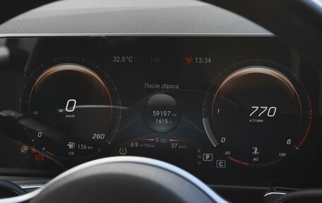 Mercedes-Benz GLB, 2019 год, 3 149 000 рублей, 20 фотография