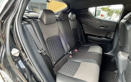 Toyota C-HR I рестайлинг, 2021 год, 1 620 000 рублей, 7 фотография