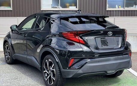 Toyota C-HR I рестайлинг, 2021 год, 1 620 000 рублей, 3 фотография