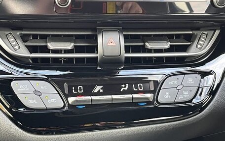 Toyota C-HR I рестайлинг, 2021 год, 1 620 000 рублей, 12 фотография