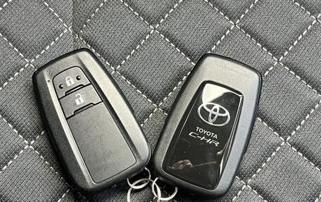 Toyota C-HR I рестайлинг, 2021 год, 1 620 000 рублей, 16 фотография