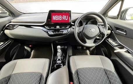 Toyota C-HR I рестайлинг, 2021 год, 1 620 000 рублей, 10 фотография