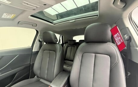 Audi Q2 I, 2021 год, 2 080 000 рублей, 10 фотография