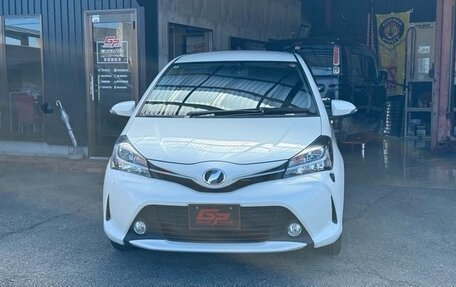 Toyota Vitz, 2018 год, 700 000 рублей, 2 фотография