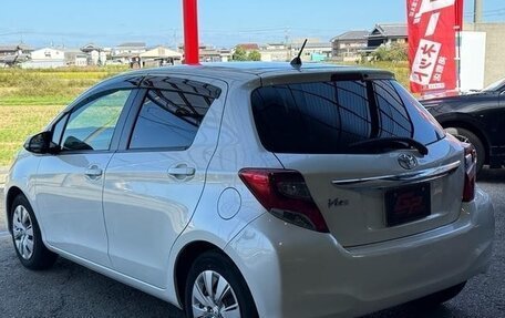 Toyota Vitz, 2018 год, 700 000 рублей, 7 фотография