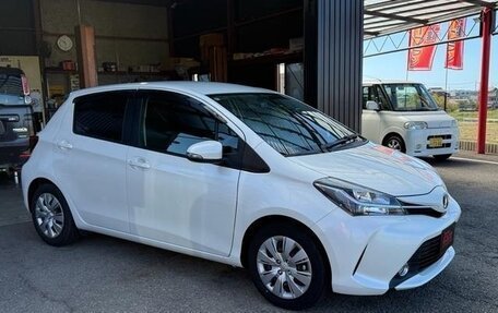 Toyota Vitz, 2018 год, 700 000 рублей, 3 фотография