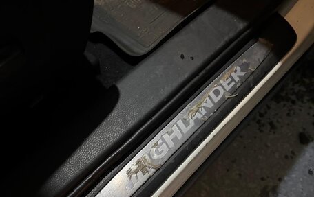 Toyota Highlander III, 2014 год, 2 850 000 рублей, 2 фотография