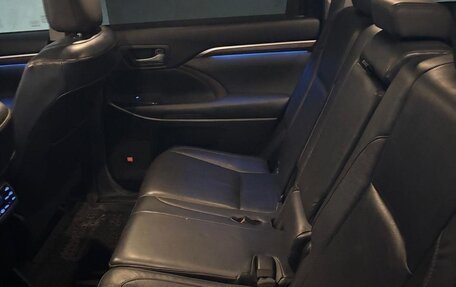 Toyota Highlander III, 2014 год, 2 850 000 рублей, 13 фотография