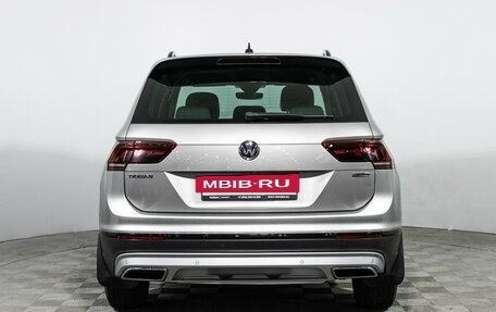 Volkswagen Tiguan II, 2019 год, 2 289 898 рублей, 6 фотография