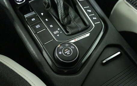 Volkswagen Tiguan II, 2019 год, 2 289 898 рублей, 18 фотография