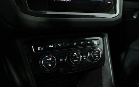 Volkswagen Tiguan II, 2019 год, 2 289 898 рублей, 16 фотография