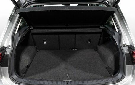 Volkswagen Tiguan II, 2019 год, 2 289 898 рублей, 21 фотография