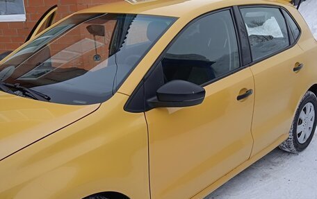 Volkswagen Polo VI (EU Market), 2010 год, 650 000 рублей, 5 фотография