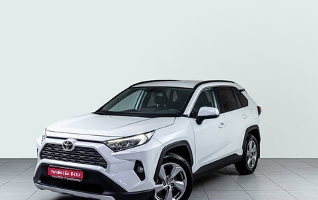 Toyota RAV4, 2021 год, 3 945 000 рублей, 1 фотография