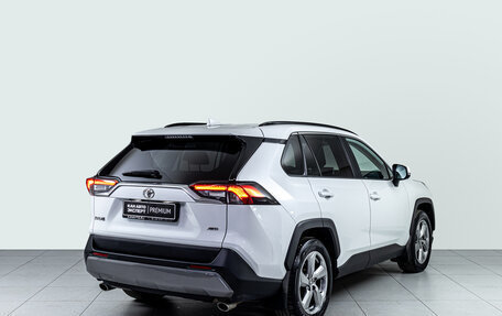 Toyota RAV4, 2021 год, 3 945 000 рублей, 5 фотография