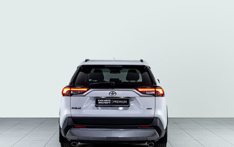 Toyota RAV4, 2021 год, 3 945 000 рублей, 3 фотография